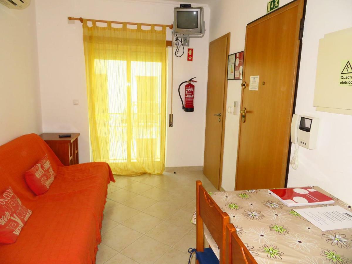 Apartamentos Carolino Monte Gordo Eksteriør bilde